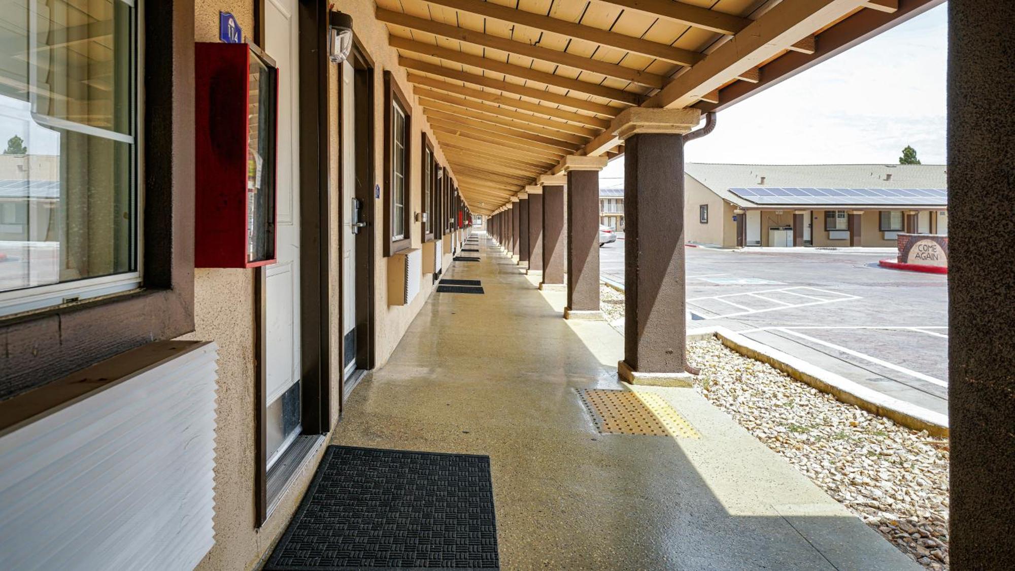 Americas Best Value Inn, Антиок Экстерьер фото
