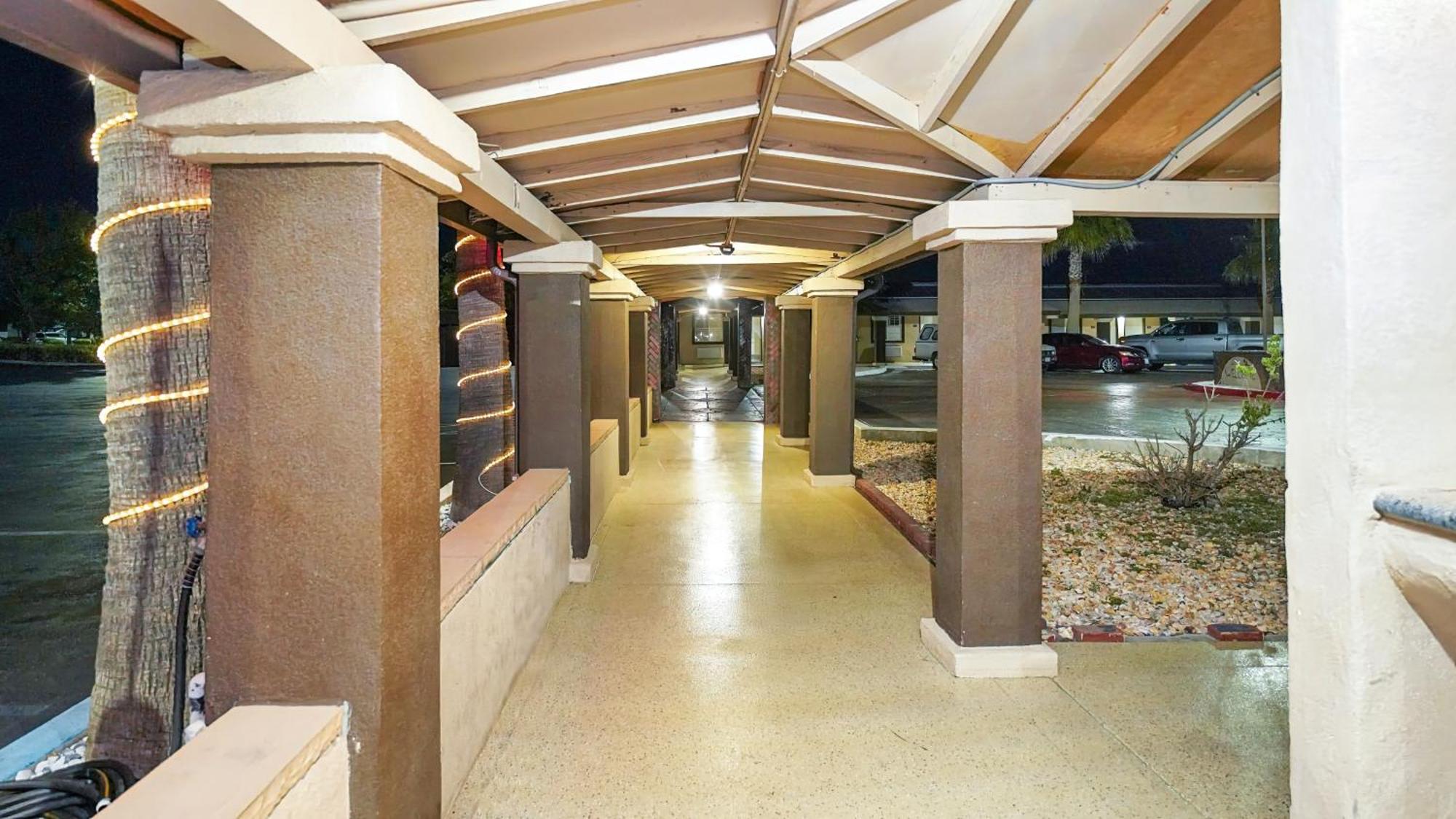 Americas Best Value Inn, Антиок Экстерьер фото