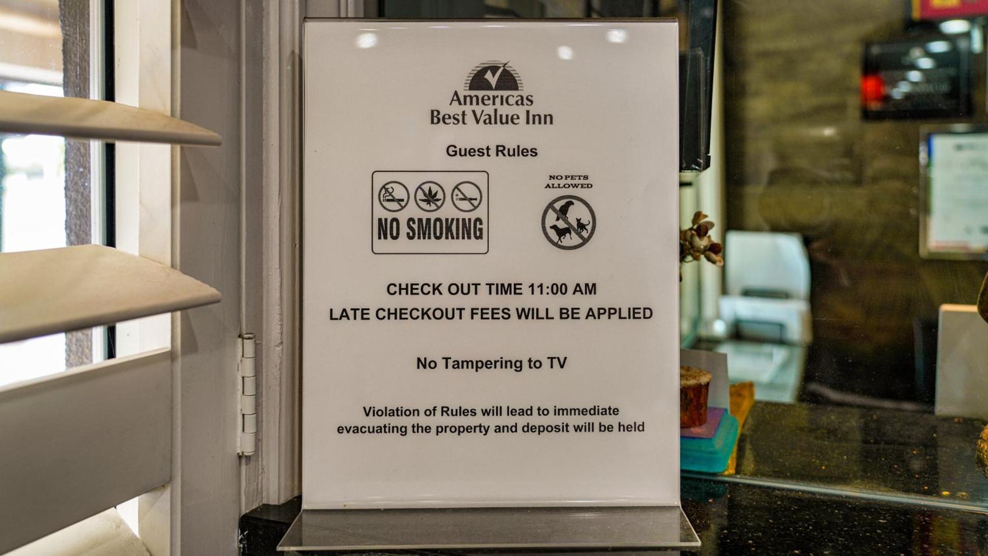 Americas Best Value Inn, Антиок Экстерьер фото